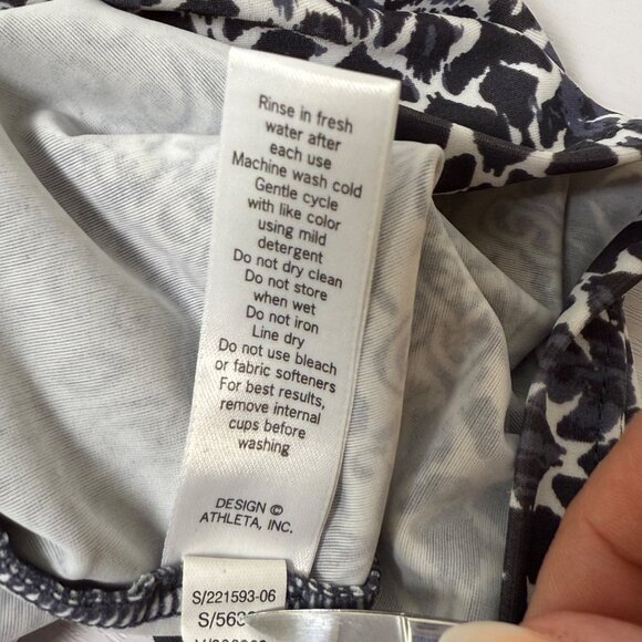 Athleta Shorebreak Swim Dress Womens Sz S Purple Bombay Racerback Activewear - Picture 10 of 11